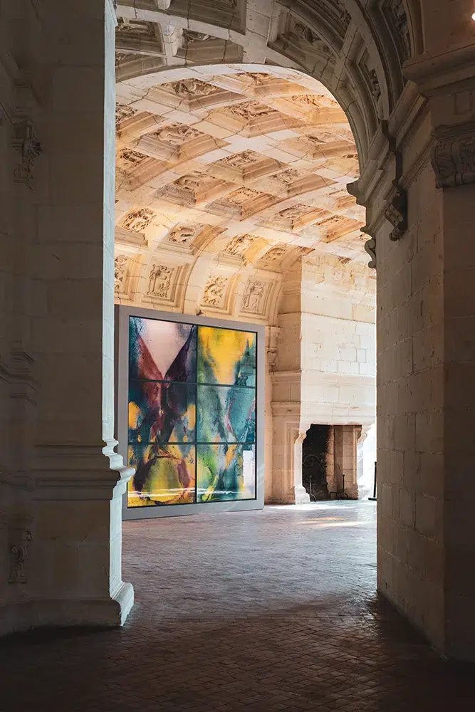 Kim En Joong at Chambord : when the art of stained glass