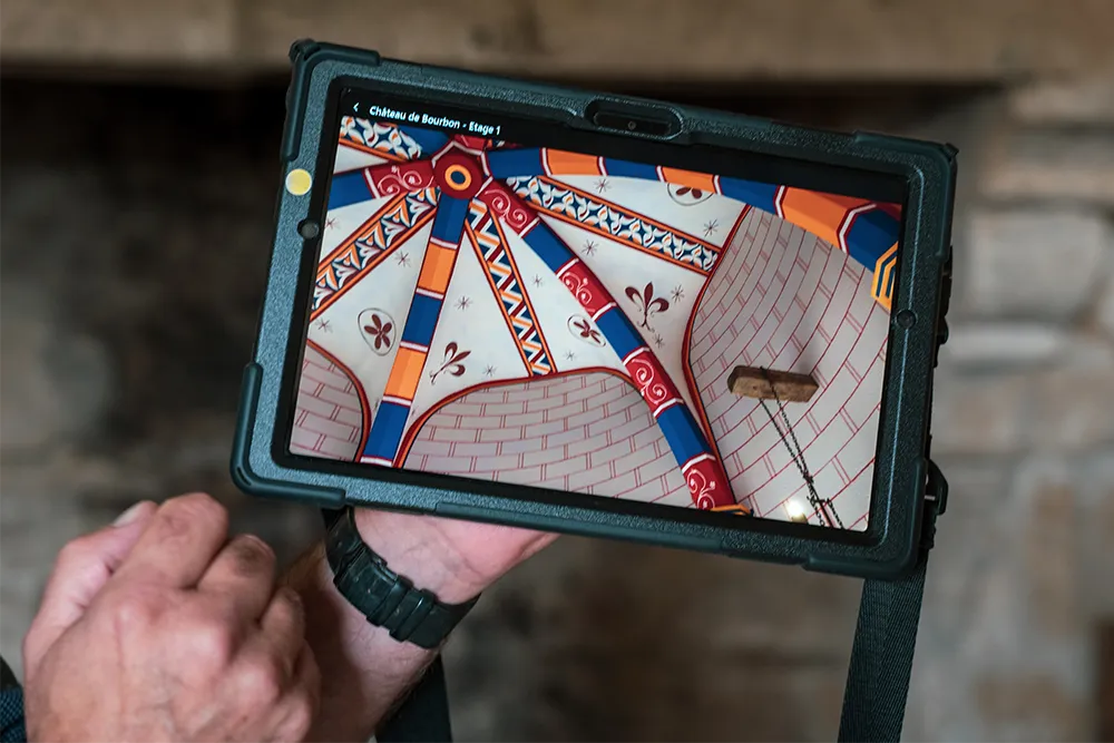 Au cœur du berceau des Bourbons : visite des vestiges du château de Bourbon-l’Archambault 9 Au cœur du berceau des Bourbons : visite des vestiges du château de Bourbon-l’Archambault 8